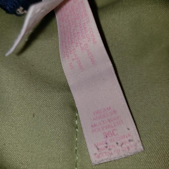 Victoria Secret Bra - Picture 6 of 6
